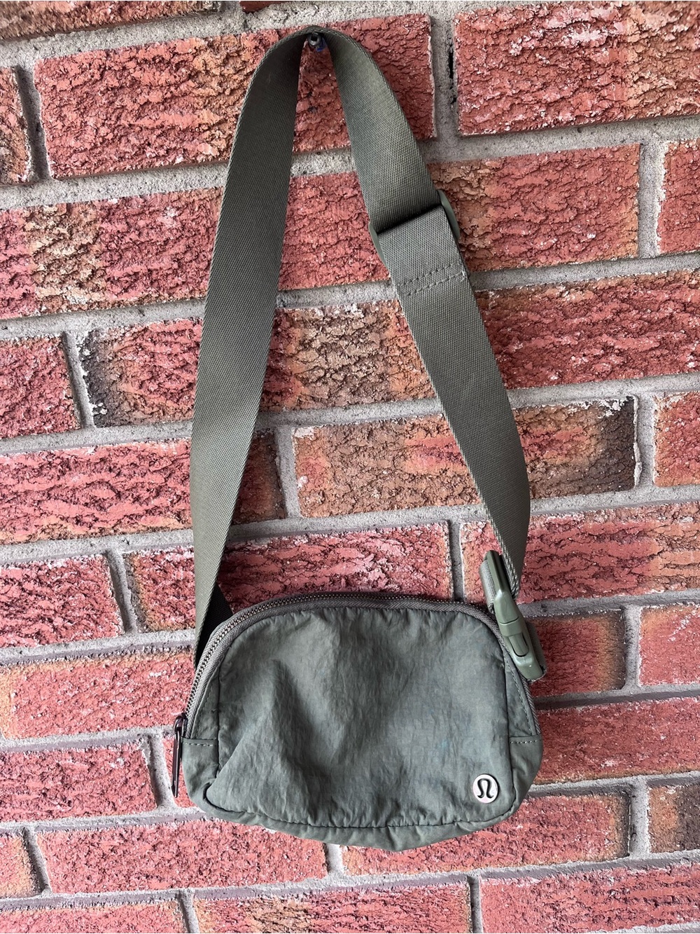 lululemon Olive Green Everywhere Belt Bag